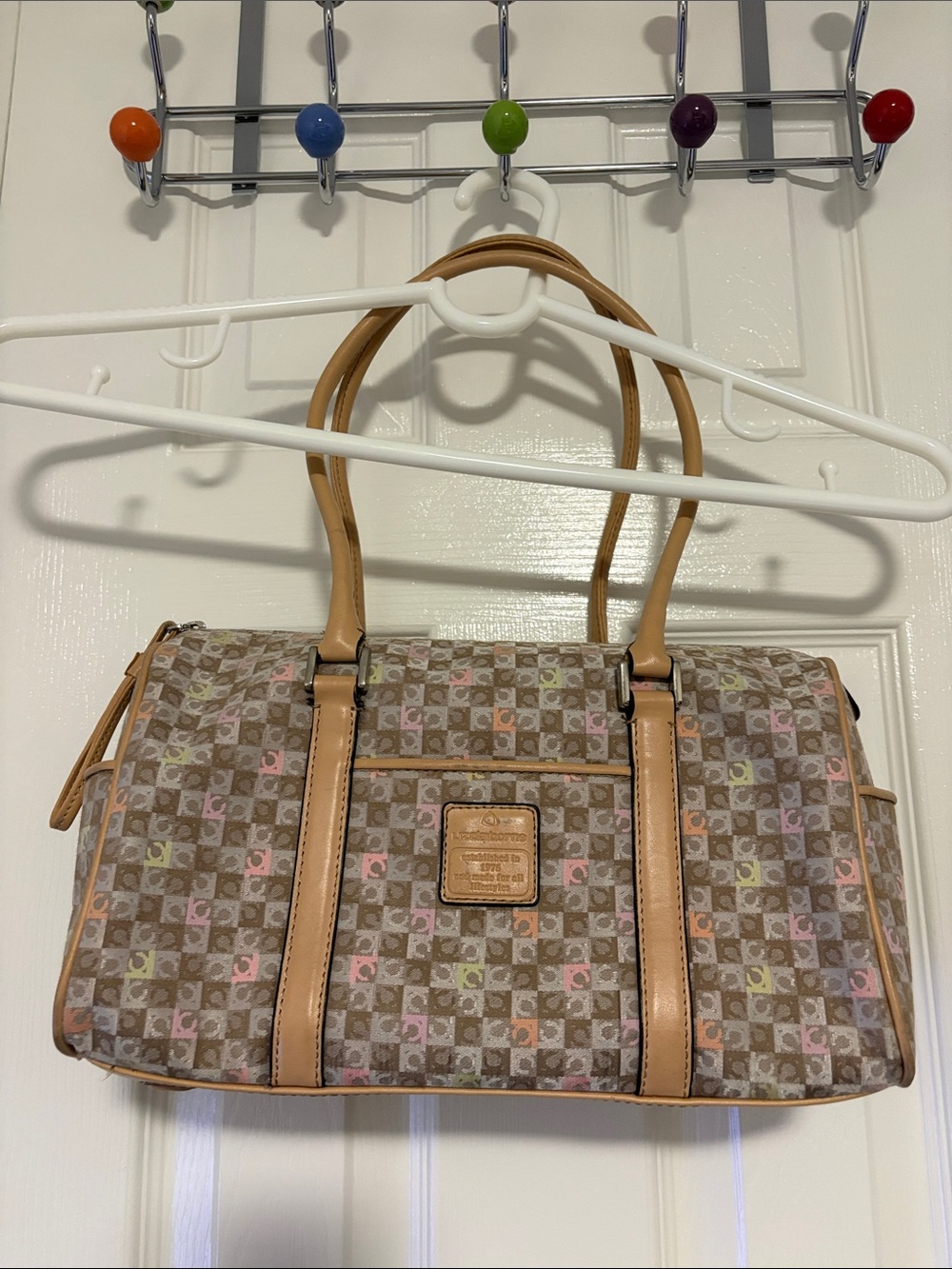 Liz Claiborne Women’s Cream and Tan Patterned handbag